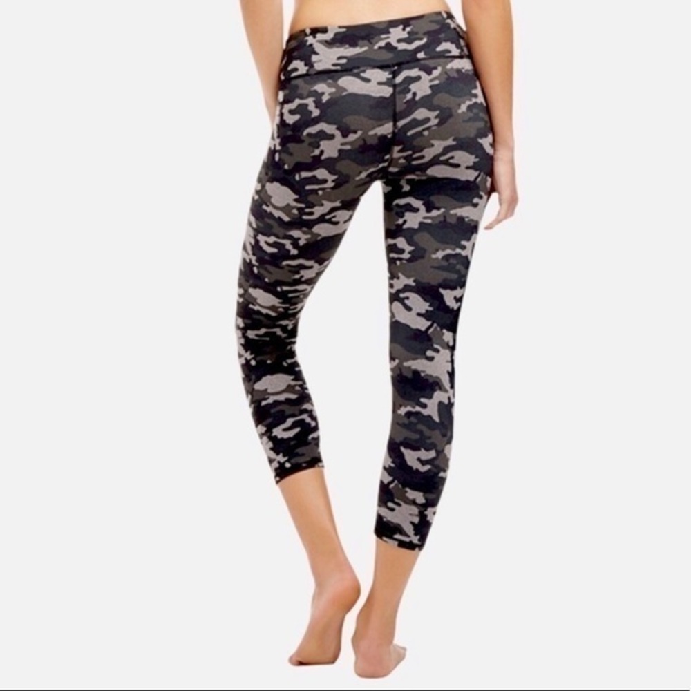 Fabletics Camo Seamless Leggings